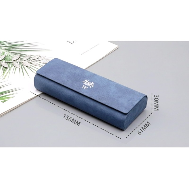 Étui à lunettes à  fermeture magnétique