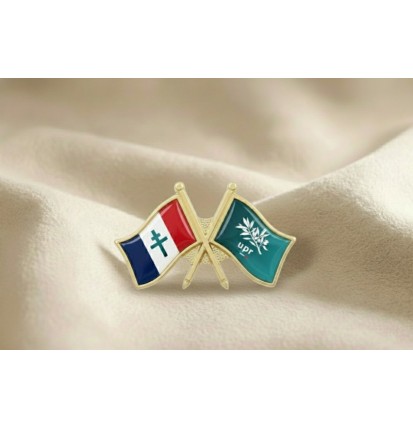 Épinglette drapeaux tricolore / UPR