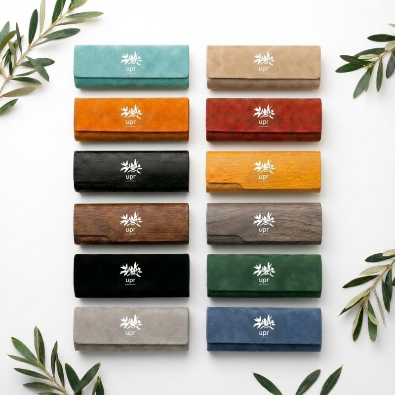 Étui à lunettes à  fermeture magnétique